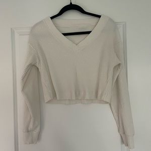 Alo Muse V-Neck Pullover